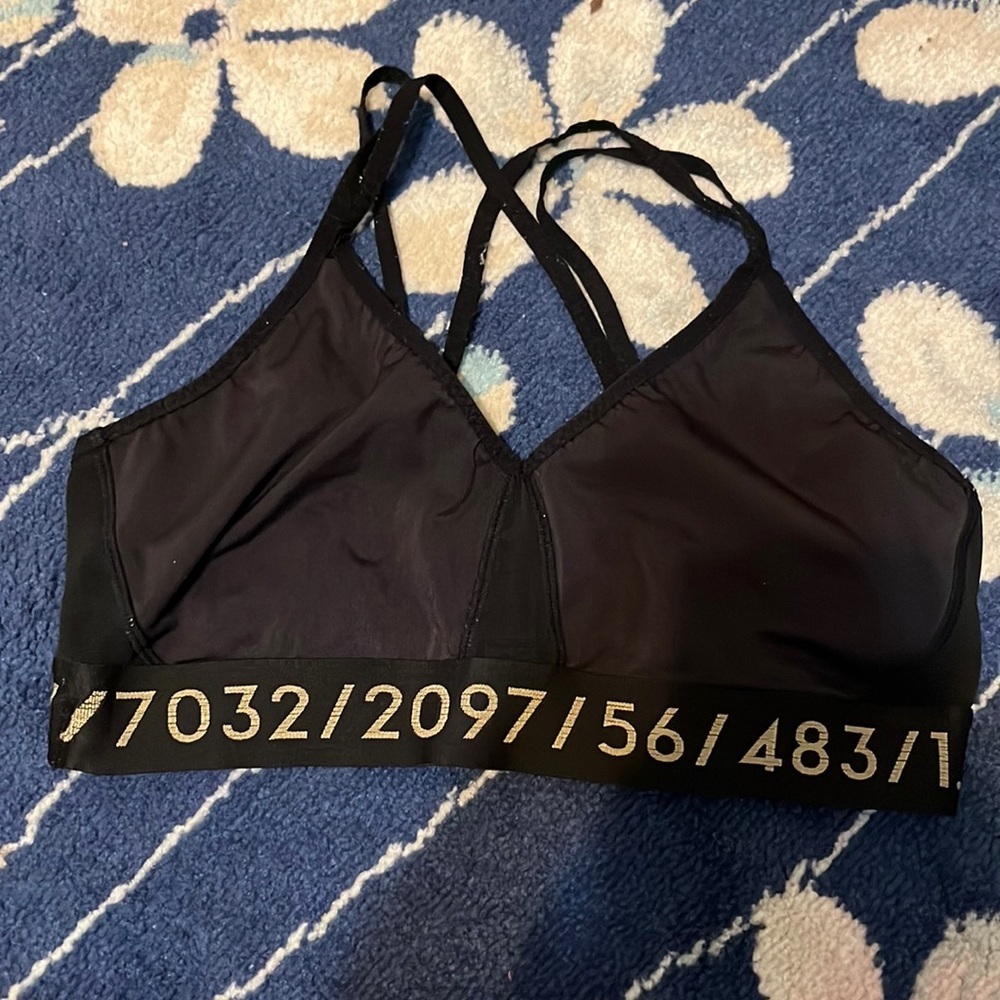 H&M black sports bra